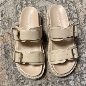 Princess Polly Ma Belle Sandals in Cream- Size 6